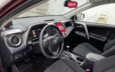 Toyota RAV4, 2018 год, 2 235 000 рублей, 20 фотография