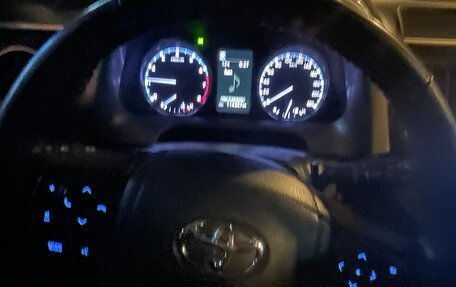 Toyota RAV4, 2018 год, 2 235 000 рублей, 27 фотография