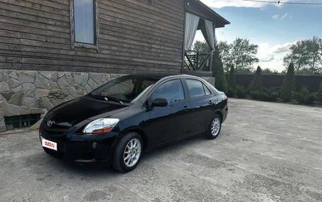 Toyota Yaris III рестайлинг, 2007 год, 650 000 рублей, 2 фотография