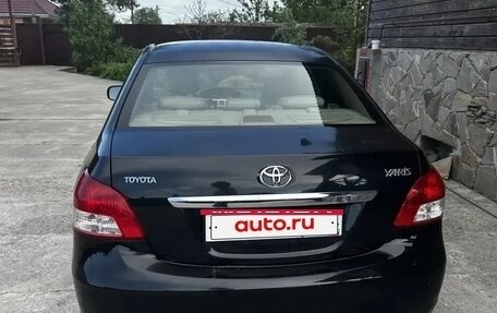 Toyota Yaris III рестайлинг, 2007 год, 650 000 рублей, 6 фотография