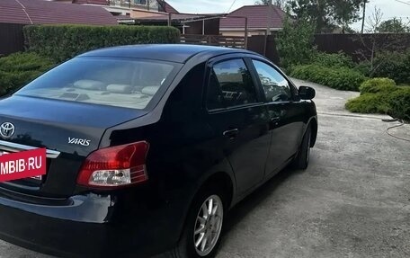 Toyota Yaris III рестайлинг, 2007 год, 650 000 рублей, 4 фотография