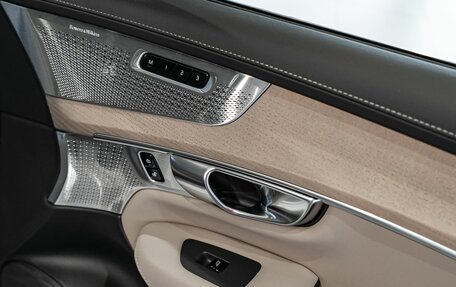 Volvo XC90 II рестайлинг, 2026 год, 16 000 000 рублей, 17 фотография