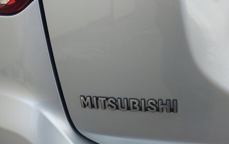 Mitsubishi Outlander III рестайлинг 3, 2016 год, 1 690 000 рублей, 24 фотография