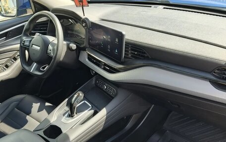 Haval F7 I, 2022 год, 2 400 000 рублей, 15 фотография