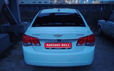 Chevrolet Cruze II, 2011 год, 800 000 рублей, 10 фотография