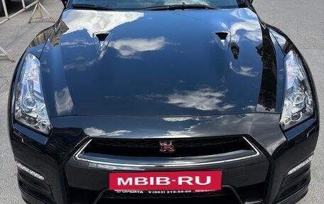Nissan GT-R, 2013 год, 9 988 000 рублей, 4 фотография