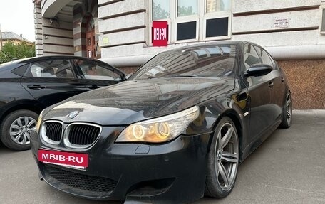 BMW M5, 2005 год, 2 600 000 рублей, 3 фотография