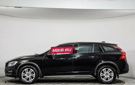 Volvo V60 Cross Country II, 2015 год, 1 949 000 рублей, 8 фотография