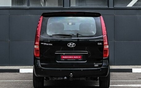 Hyundai Grand Starex Grand Starex I рестайлинг 2, 2012 год, 1 894 000 рублей, 4 фотография