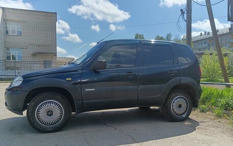 Chevrolet Niva I рестайлинг, 2012 год, 440 000 рублей, 4 фотография