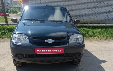 Chevrolet Niva I рестайлинг, 2012 год, 440 000 рублей, 5 фотография
