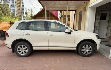 Volkswagen Touareg III, 2011 год, 2 200 000 рублей, 5 фотография