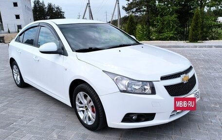 Chevrolet Cruze II, 2012 год, 620 000 рублей, 4 фотография