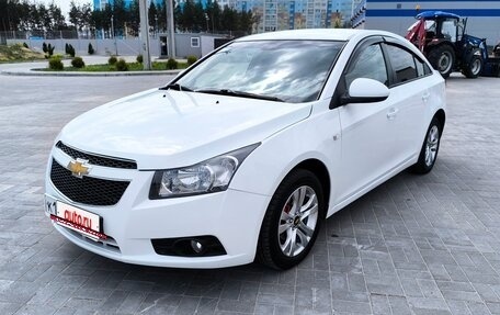 Chevrolet Cruze II, 2012 год, 620 000 рублей, 6 фотография