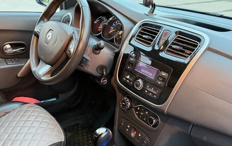 Renault Sandero II рестайлинг, 2017 год, 1 050 000 рублей, 5 фотография