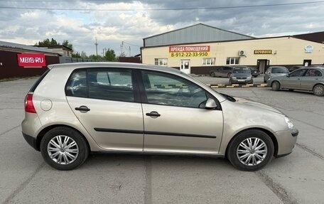 Volkswagen Golf V, 2004 год, 593 000 рублей, 10 фотография