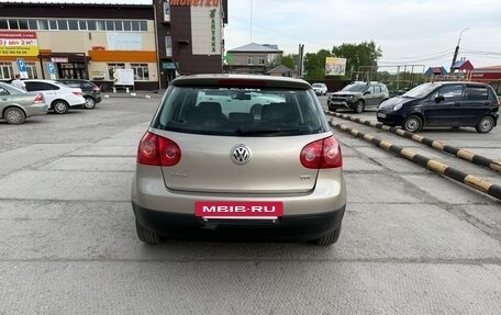 Volkswagen Golf V, 2004 год, 593 000 рублей, 8 фотография