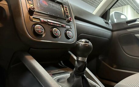 Volkswagen Jetta VI, 2008 год, 672 000 рублей, 19 фотография