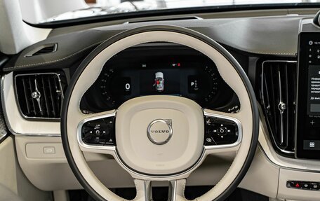 Volvo XC60 II, 2025 год, 8 700 000 рублей, 16 фотография