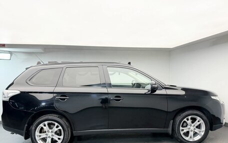 Mitsubishi Outlander III рестайлинг 3, 2013 год, 1 489 000 рублей, 5 фотография