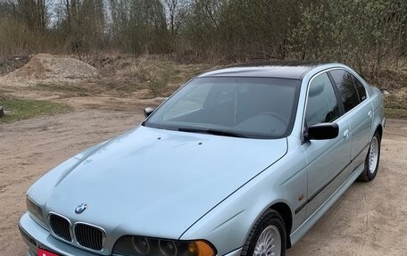 BMW 5 серия, 2001 год, 630 000 рублей, 1 фотография