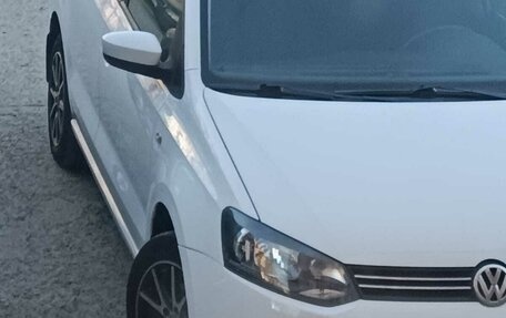 Volkswagen Polo VI (EU Market), 2011 год, 765 000 рублей, 8 фотография