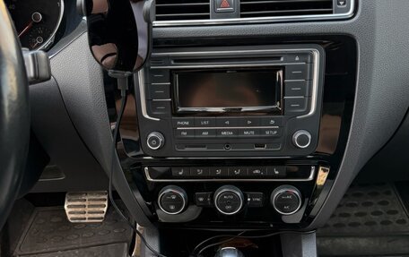 Volkswagen Jetta VI, 2016 год, 1 470 000 рублей, 19 фотография