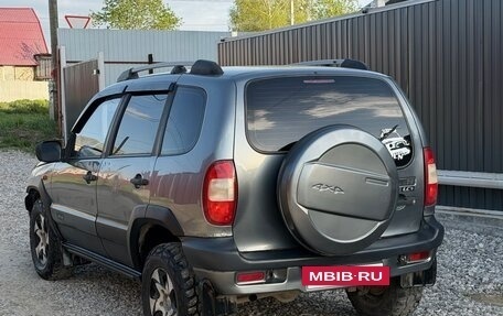 Chevrolet Niva I рестайлинг, 2008 год, 240 000 рублей, 3 фотография