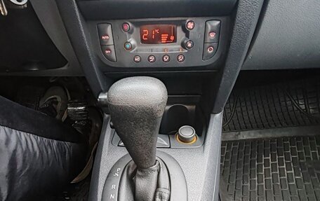 Renault Symbol I, 2007 год, 360 000 рублей, 12 фотография