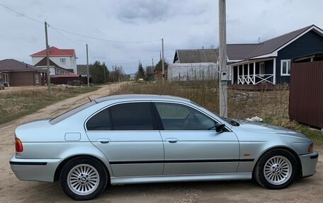 BMW 5 серия, 2001 год, 630 000 рублей, 4 фотография