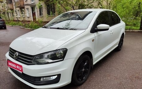 Volkswagen Polo VI (EU Market), 2015 год, 700 000 рублей, 1 фотография