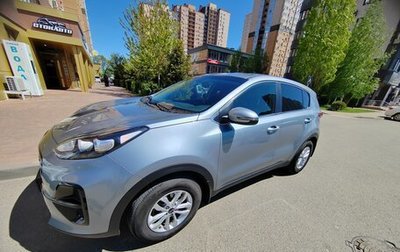 KIA Sportage IV рестайлинг, 2020 год, 2 100 000 рублей, 1 фотография