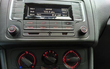 Volkswagen Polo VI (EU Market), 2015 год, 700 000 рублей, 11 фотография