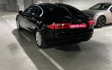 Jaguar XE I рестайлинг, 2015 год, 1 770 000 рублей, 5 фотография
