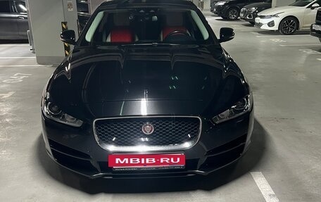 Jaguar XE I рестайлинг, 2015 год, 1 770 000 рублей, 8 фотография