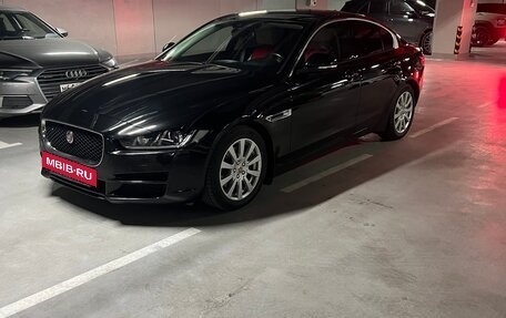 Jaguar XE I рестайлинг, 2015 год, 1 770 000 рублей, 6 фотография