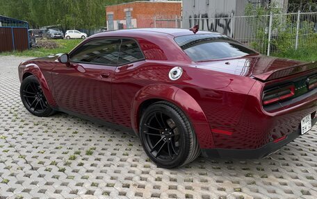 Dodge Challenger III рестайлинг 2, 2019 год, 3 350 000 рублей, 9 фотография