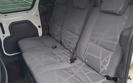 Ford Tourneo Connect I, 2012 год, 820 000 рублей, 18 фотография