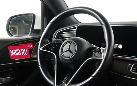 Mercedes-Benz GLE, 2024 год, 9 000 000 рублей, 15 фотография