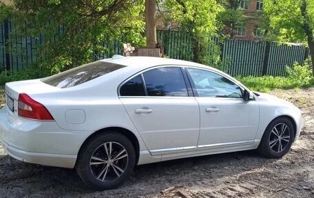 Volvo S80 II рестайлинг 2, 2011 год, 830 000 рублей, 4 фотография