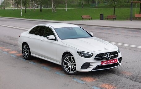 Mercedes-Benz E-Класс, 2021 год, 4 799 000 рублей, 1 фотография