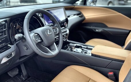 Lexus RX IV рестайлинг, 2025 год, 8 350 000 рублей, 6 фотография