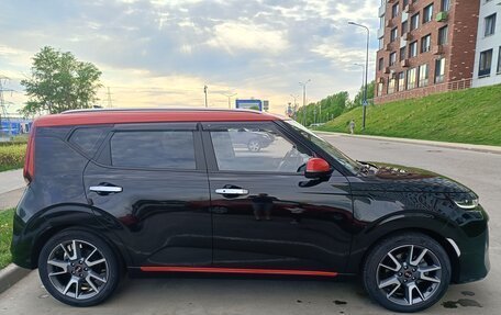 KIA Soul II рестайлинг, 2019 год, 2 300 000 рублей, 3 фотография