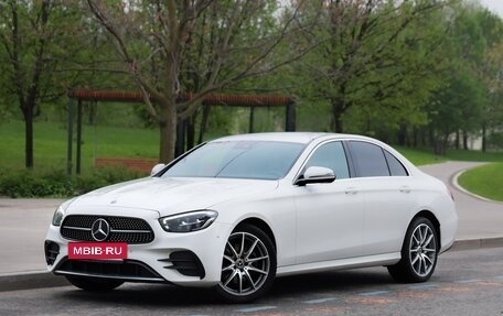 Mercedes-Benz E-Класс, 2021 год, 4 799 000 рублей, 2 фотография