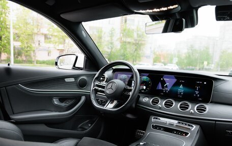 Mercedes-Benz E-Класс, 2021 год, 4 799 000 рублей, 21 фотография