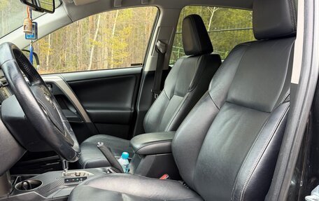 Toyota RAV4, 2013 год, 2 385 000 рублей, 4 фотография