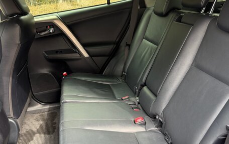 Toyota RAV4, 2013 год, 2 385 000 рублей, 5 фотография