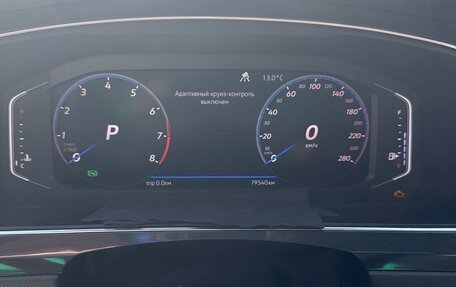 Volkswagen Tiguan II, 2019 год, 3 059 000 рублей, 9 фотография