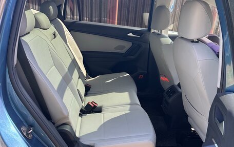 Volkswagen Tiguan II, 2019 год, 3 059 000 рублей, 10 фотография