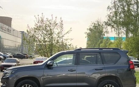 Toyota Land Cruiser Prado 150 рестайлинг 2, 2020 год, 5 300 000 рублей, 8 фотография